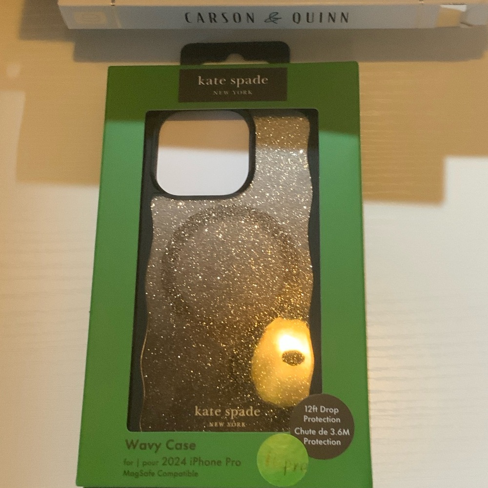 kate spade Wavy Glitter Case for iPhone 16 Pro - Gold